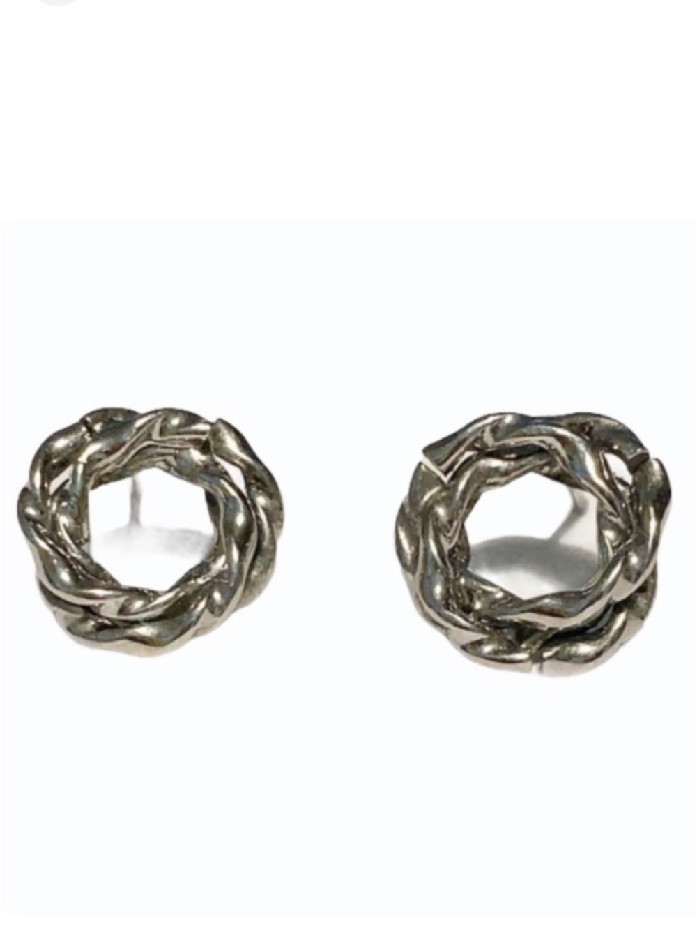 Vintage silver wreath stud earrings